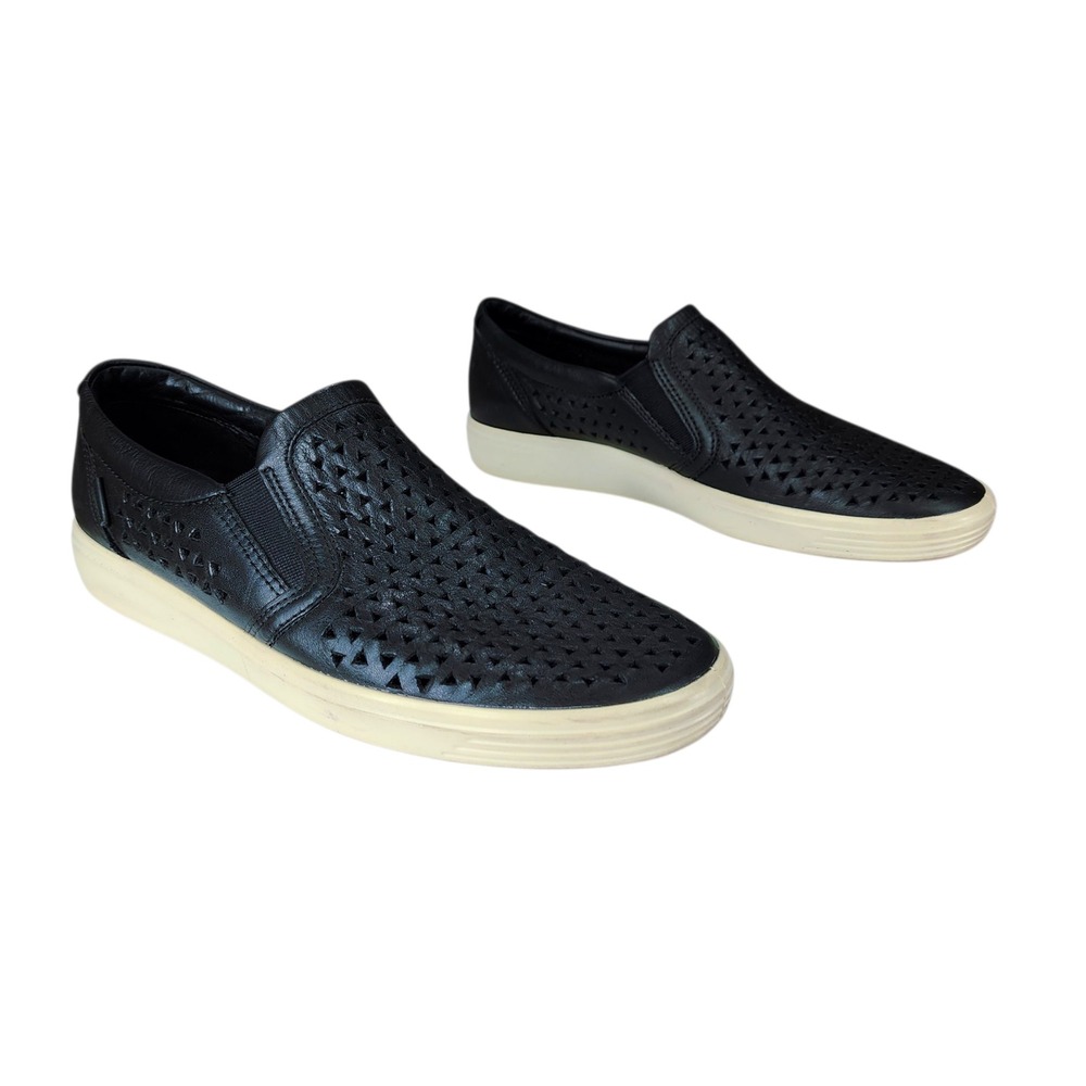ECCO Loafers sz 10 Women Black Leather‎ Slip On Perforated Comfort Casual Shoes